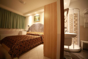  Hotel I Laghetti  Полезелла